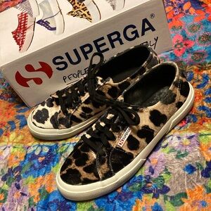 *LIKE NEW* Women’s Superga velvet leopard sneaker size 8.5